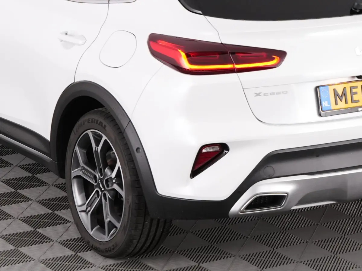 1.6 GDi PHEV DynamicPlusLine | Half LEDER | CARPLAY | Full LED | Stoelverwarming !