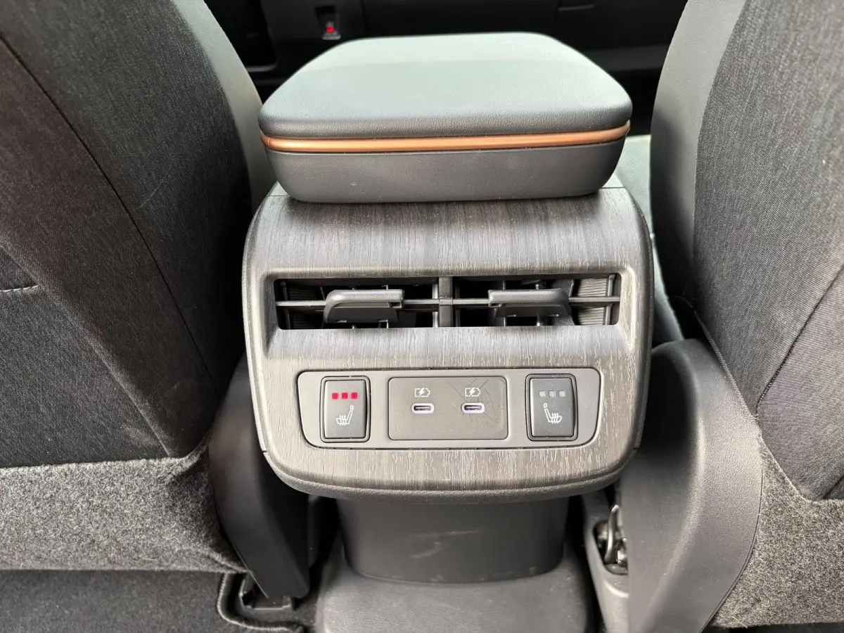 Advantage Edition Plus 91 kWh MEGA VOL! | DEALER ONDERHOUDEN | FABR. GARANTIE T/M 07-2028 | ACCU TOT 2033!