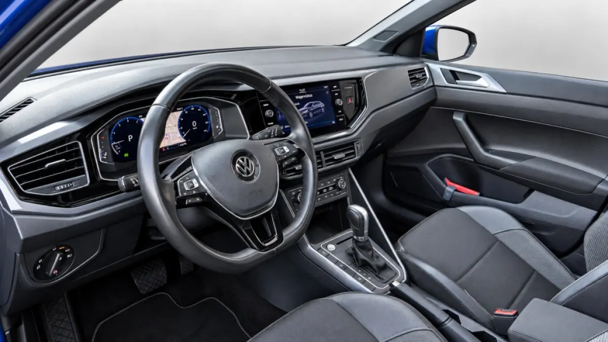 1.0 TSI R-Line Automaat Clima Panoramadak Half Leder