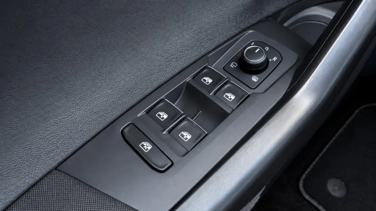 1.0 TSI R-Line Automaat Clima Panoramadak Half Leder