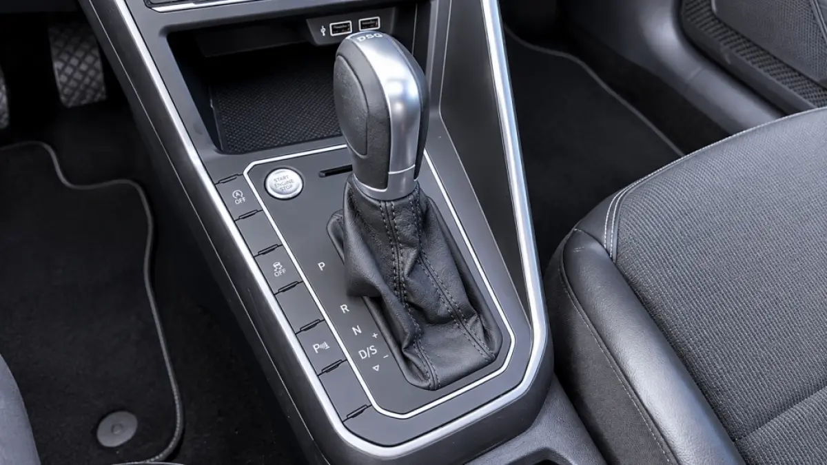 1.0 TSI R-Line Automaat Clima Panoramadak Half Leder