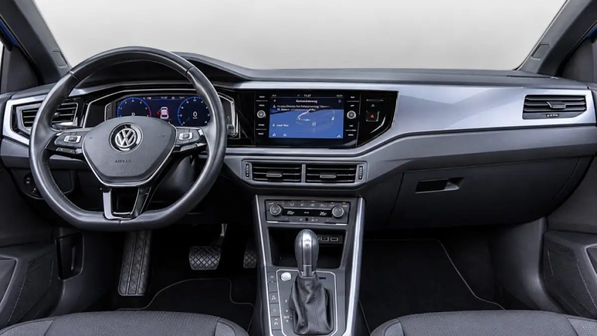 1.0 TSI R-Line Automaat Clima Panoramadak Half Leder