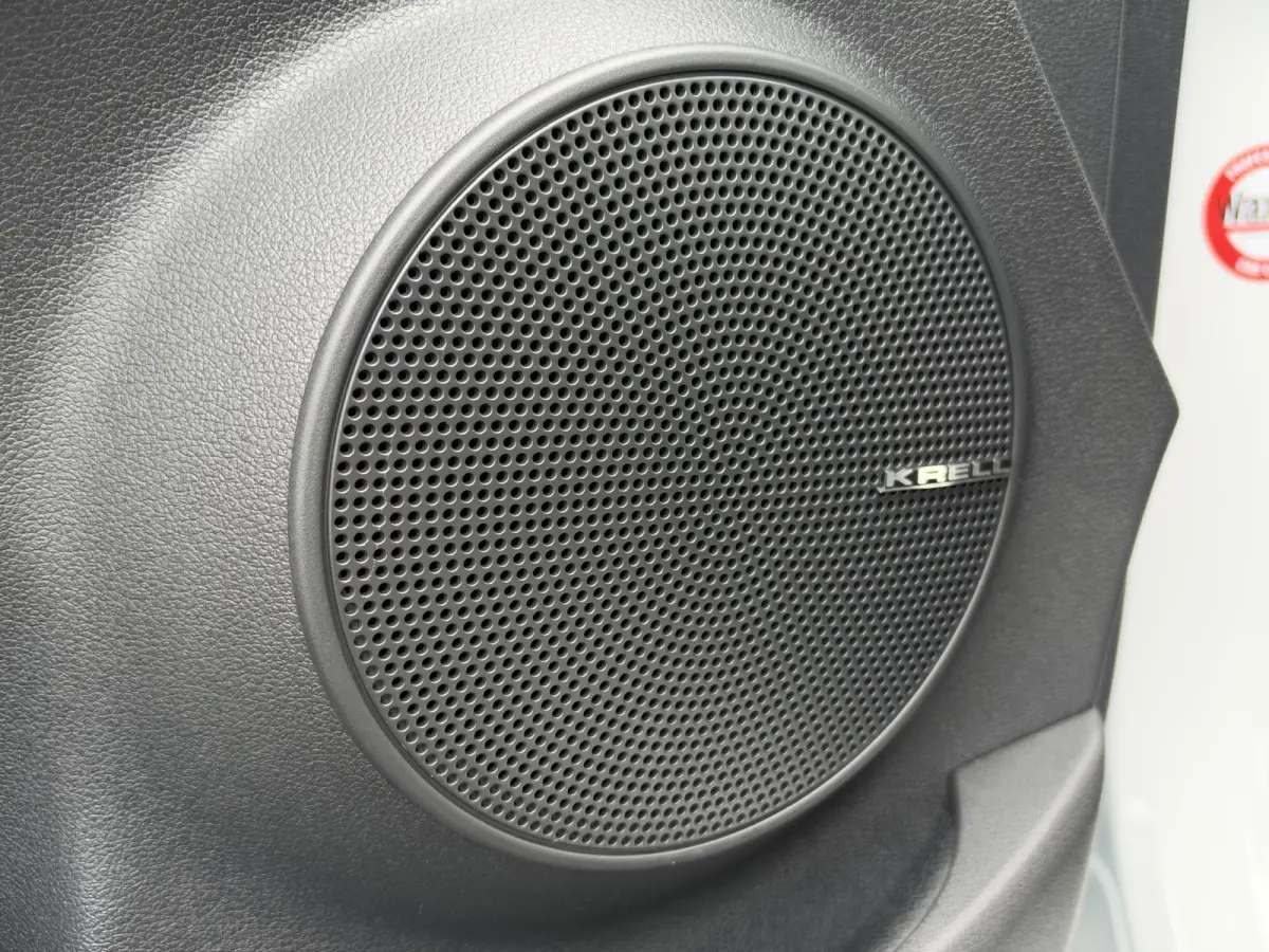 EV COMFORT 64 kWh (99% SOH) I AUTOMAAT I TREKHAAK I APPLE CARPLAY I P-CAMERA
