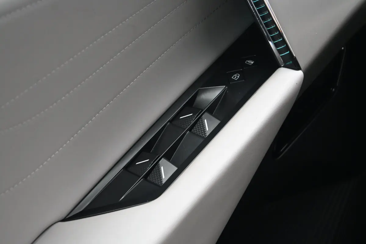 Pallas 74 kWh | Vol-Leder | Panoramadak | Adaptive Cruise | Climate Control | 360 Camera | !!