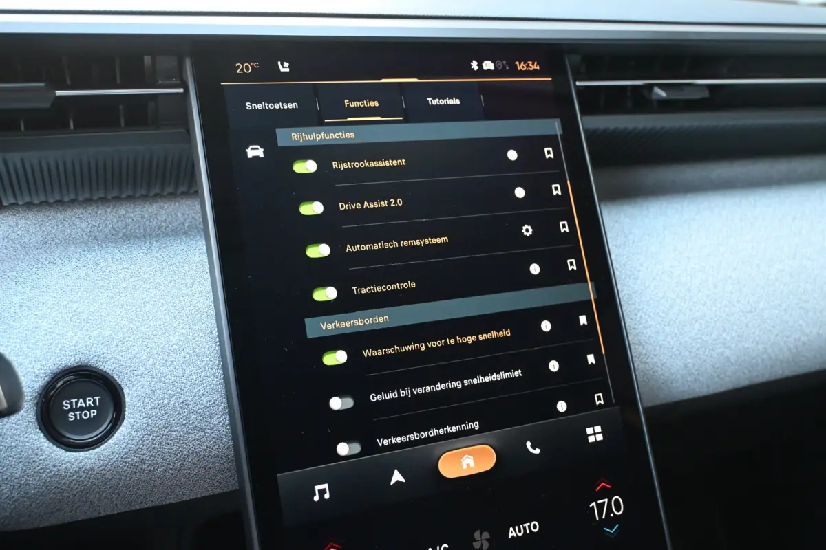 Max Comfort Range 74 kWh 99% SOH Tot 8 Jaar Garantie! | Navigatie | Elektr. Stoelen | Allseason | 360 Camera  | Stoel/Stuurverwarming | !!