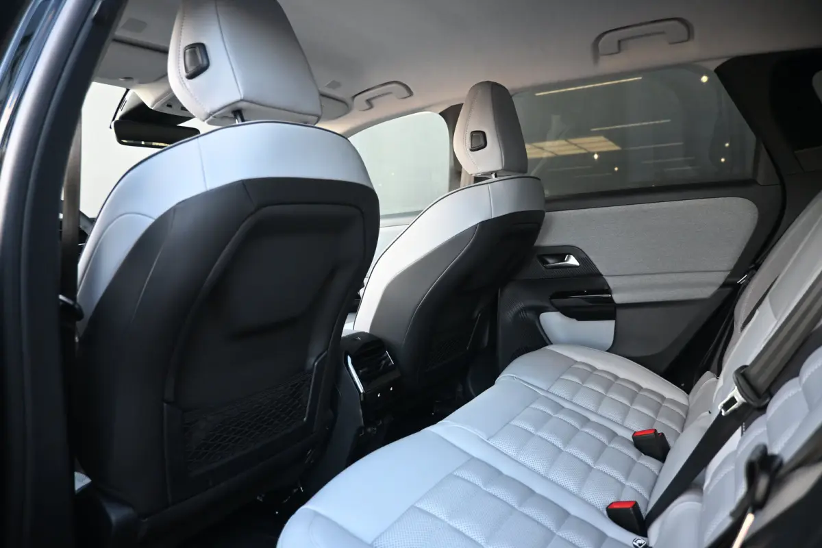 Max Comfort Range 74 kWh 99% SOH Tot 8 Jaar Garantie! | Navigatie | Elektr. Stoelen | Allseason | 360 Camera  | Stoel/Stuurverwarming | !!