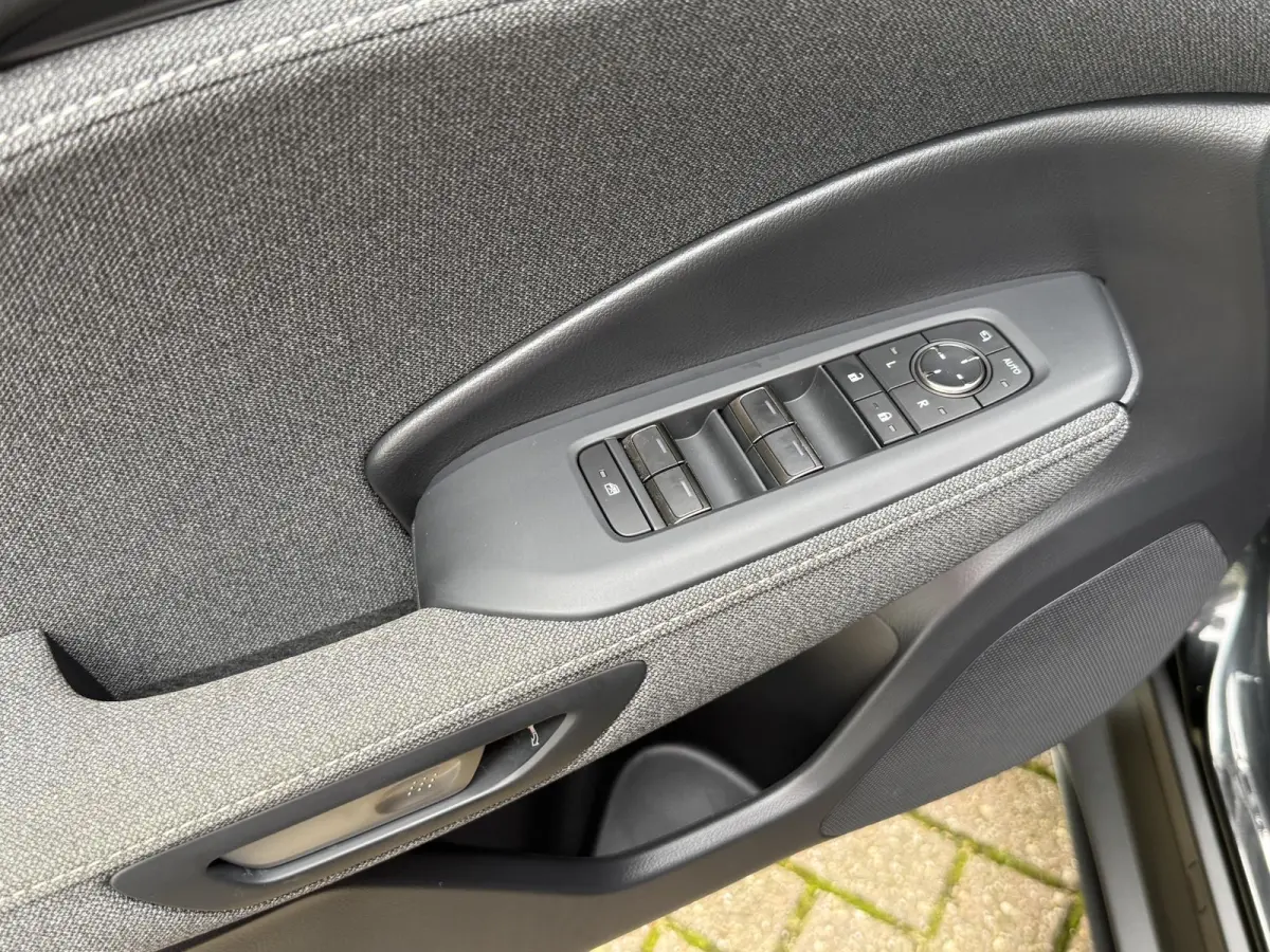 1.5 AUTOMAAT | Navigatie | Cruise Control | Climate Control | Stoel + Stuurverwarming