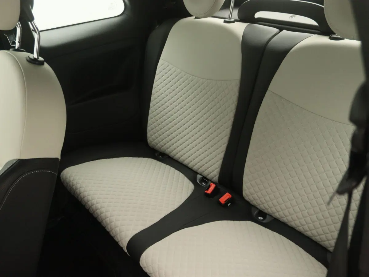 1.0 Hybrid Dolcevita |  Apple Carplay/Android Auto | Airconditioning | Lichtmetalen Velgen |