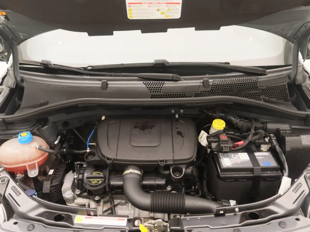 1.0 Hybrid Dolcevita |  Apple Carplay/Android Auto | Airconditioning | Lichtmetalen Velgen |