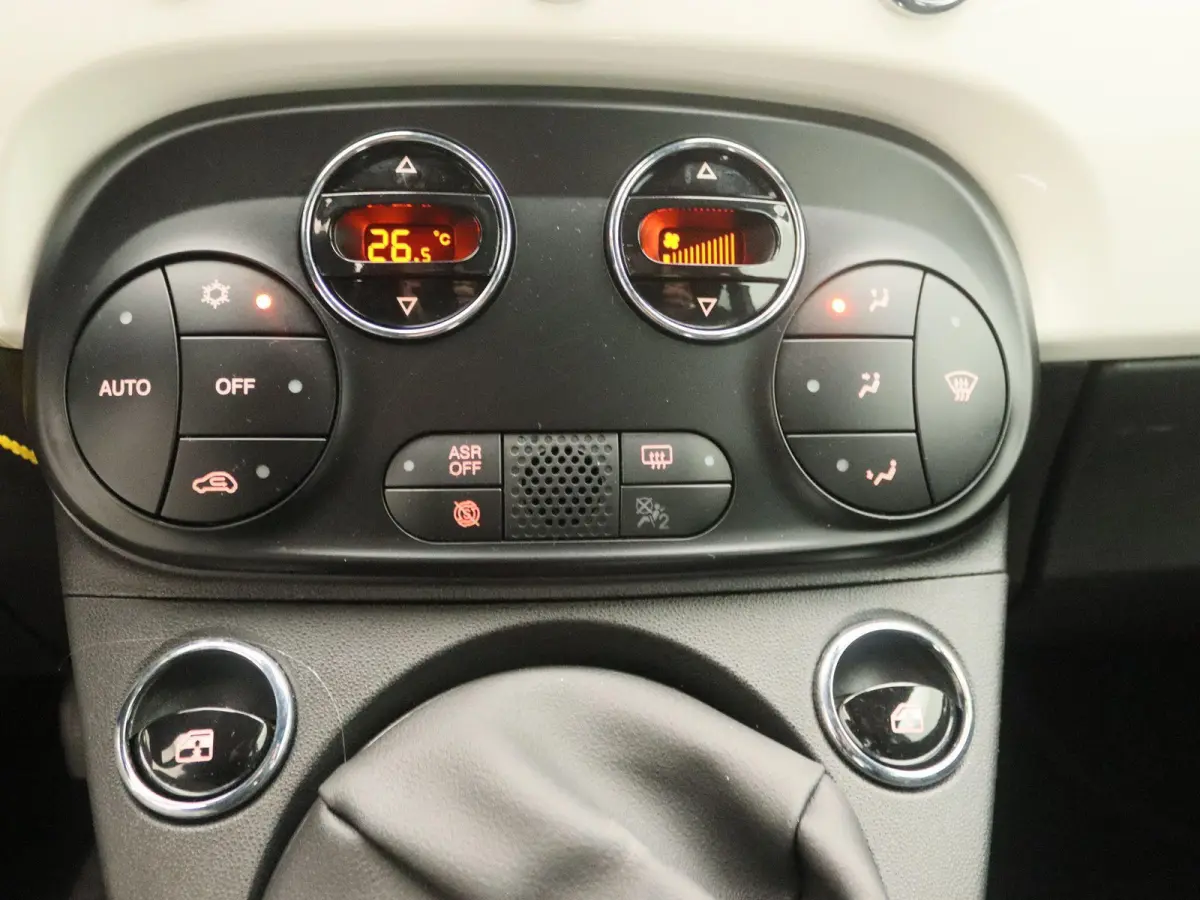 1.0 Hybrid Dolcevita | Apple Carplay/Android Auto | Climate Control | Cruise Control | Lichtmetalen Velgen |