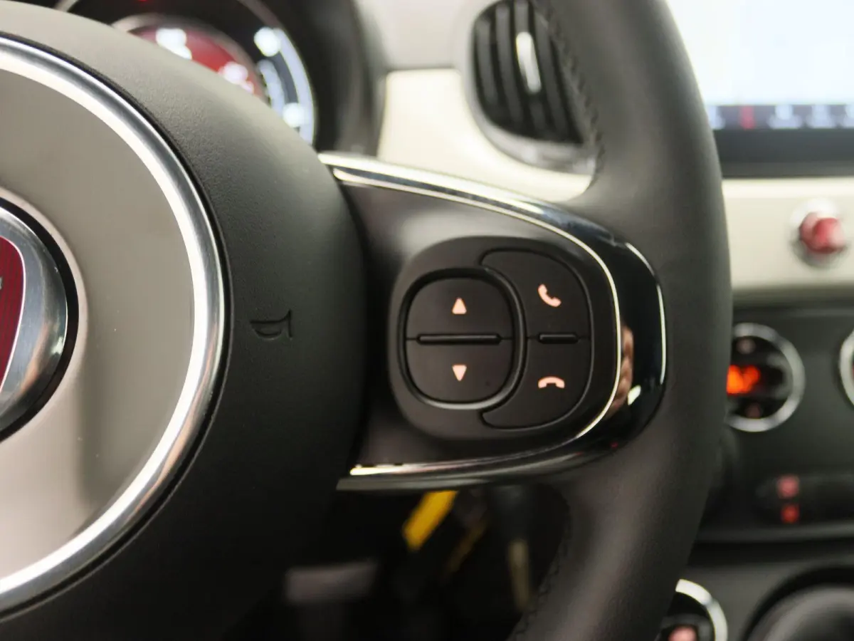 1.0 Hybrid Dolcevita | Apple Carplay/Android Auto | Climate Control | Cruise Control | Lichtmetalen Velgen |