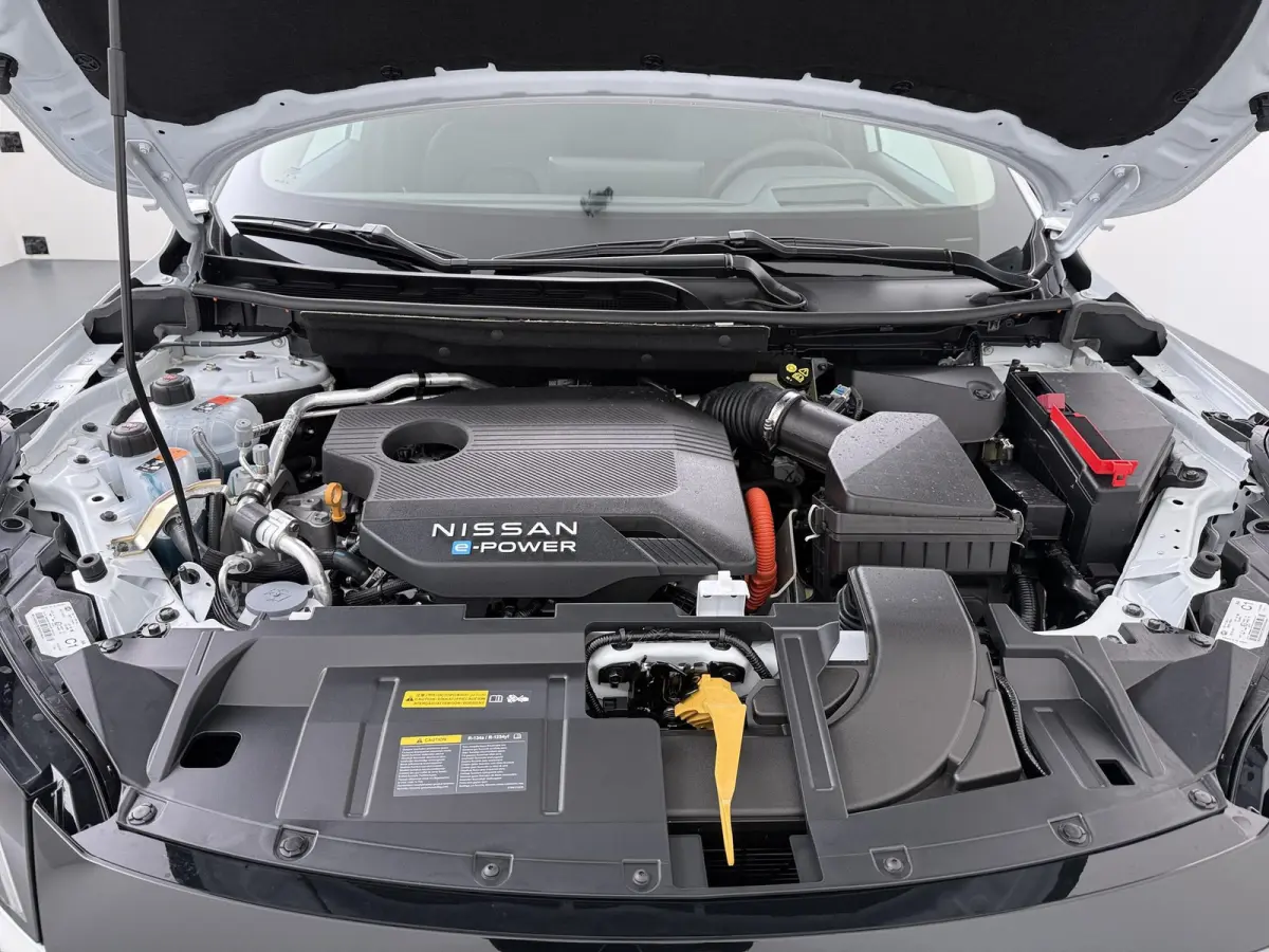 1.5 e-Power Tekna €4000! Korting | Panoramadak | Cold Pack