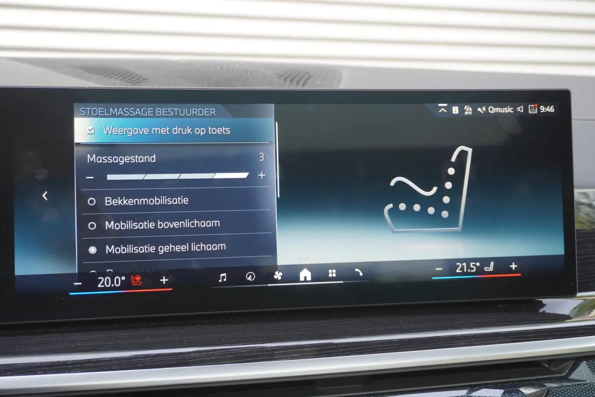 xDrive50e | SoH 100% | M Sportpakket Pro | HIFI System Harman Kardon | Integral Active Steering | Trekhaak met elektrisch wegklapbare kogel | Glazen panoramadak | Massagefunctie voor beide v
