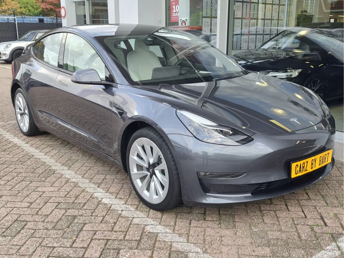 PREMIUM LONG RANGE AWD 78 kWh Wit Leder | FSD 3 | Camera | Pano | Stoelverwarming