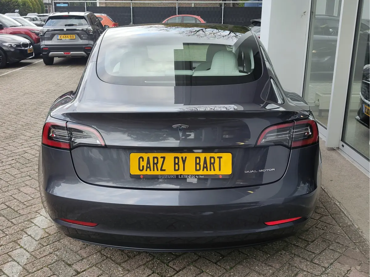 PREMIUM LONG RANGE AWD 78 kWh Wit Leder | FSD 3 | Camera | Pano | Stoelverwarming