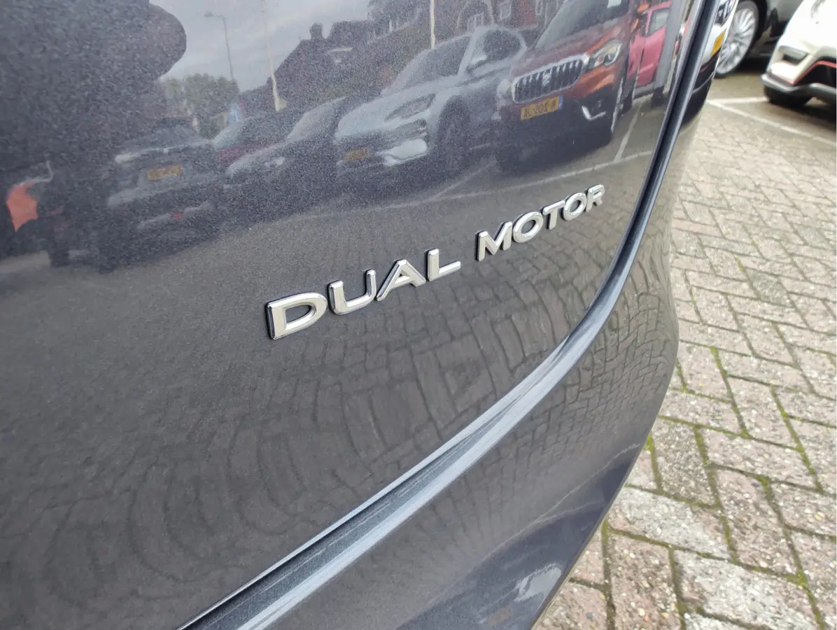 PREMIUM LONG RANGE AWD 78 kWh Wit Leder | FSD 3 | Camera | Pano | Stoelverwarming