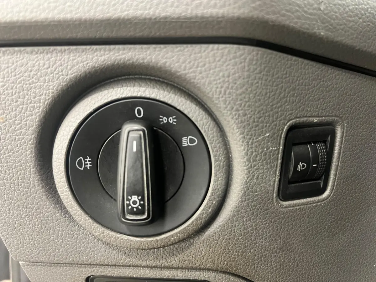 35 2.0 TDI L3H3 Trendline RDW 140pk Camera PDC Achter Cruise Control Airco CarPlay Trekhaak 3000kg Bluetooth Composition Media Verwarmbare Voorruit Elek. Spiegels Elek. Ramen Centrale Vergre