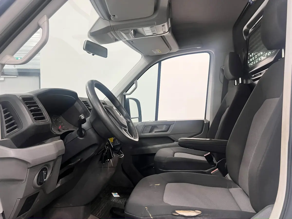 35 2.0 TDI L3H3 Trendline RDW 140pk Camera PDC Achter Cruise Control Airco CarPlay Trekhaak 3000kg Bluetooth Composition Media Verwarmbare Voorruit Elek. Spiegels Elek. Ramen Centrale Vergre