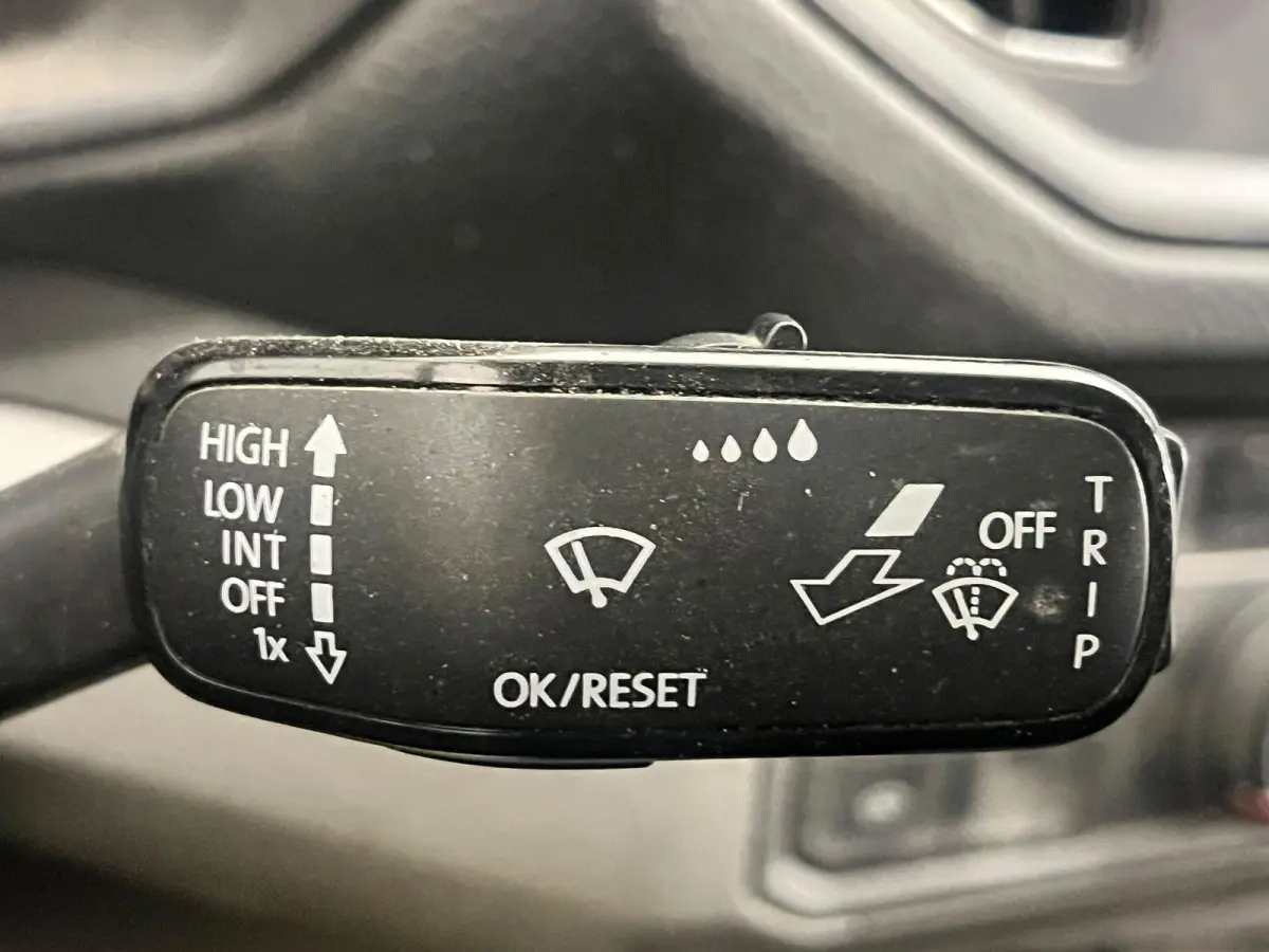 35 2.0 TDI L3H3 Trendline RDW 140pk Camera PDC Achter Cruise Control Airco CarPlay Trekhaak 3000kg Bluetooth Composition Media Verwarmbare Voorruit Elek. Spiegels Elek. Ramen Centrale Vergre