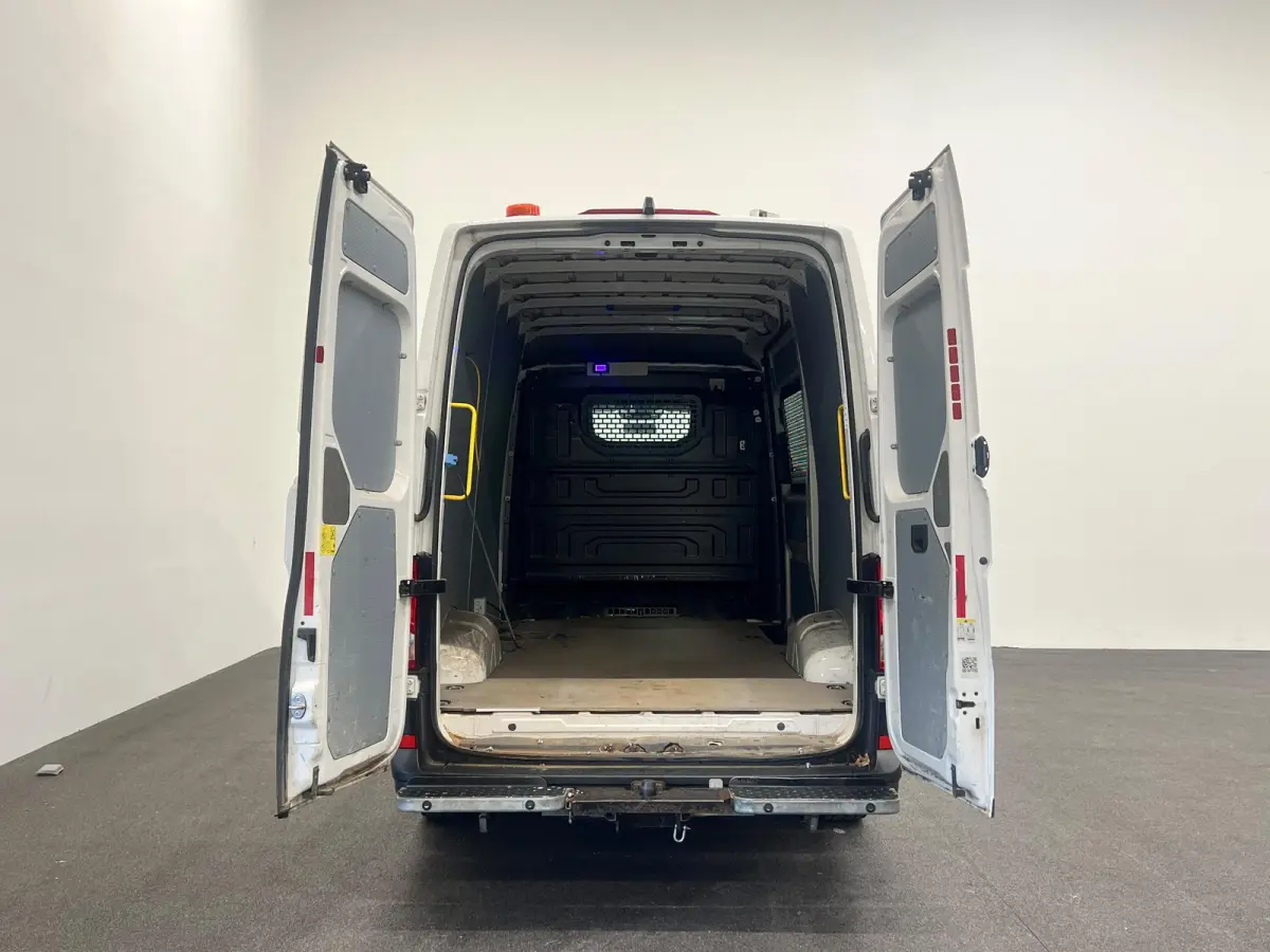 35 2.0 TDI L3H3 Trendline RDW 140pk Camera PDC Achter Cruise Control Airco CarPlay Trekhaak 3000kg Bluetooth Composition Media Verwarmbare Voorruit Elek. Spiegels Elek. Ramen Centrale Vergre