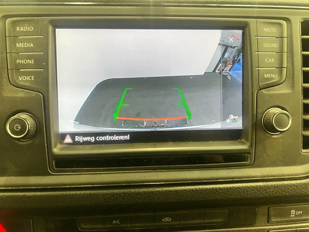 35 2.0 TDI L3H3 Trendline RDW 140pk Camera PDC Achter Cruise Control Airco CarPlay Trekhaak 3000kg Bluetooth Composition Media Verwarmbare Voorruit Elek. Spiegels Elek. Ramen Centrale Vergre