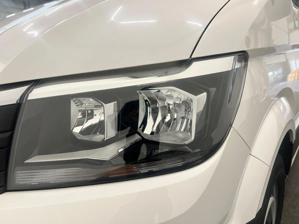 35 2.0 TDI L3H3 Trendline RDW 140pk Camera PDC Achter Cruise Control Airco CarPlay Trekhaak 3000kg Bluetooth Composition Media Verwarmbare Voorruit Elek. Spiegels Elek. Ramen Centrale Vergre