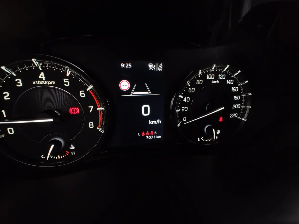 1.4 BOOSTERJET STYLE SMART HYBRID Keyless | 360 Camera | Dodehoekdetectie | Half leder