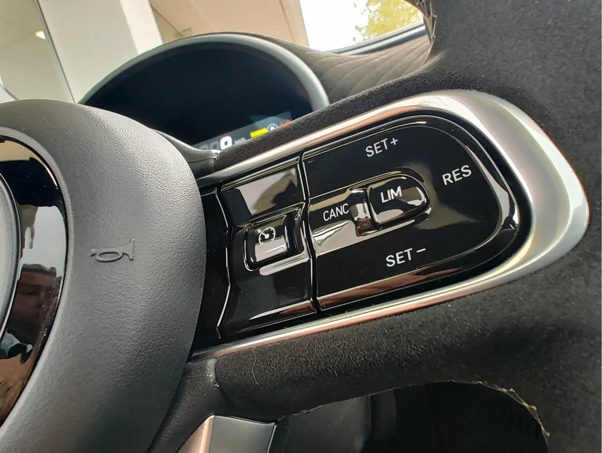 SCORPIONISSIMA 42 kWh SoH 94,12% !! | Alcantara sportstuur | Pano | Winterpakket