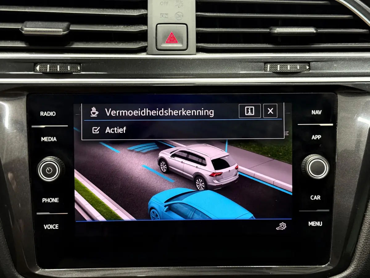 1.4 TSI eHybrid 245 PK 3x R-Line Aut.| Pano| SOH 100%| Virtual |Camera | Matrix | Keyless |ACC