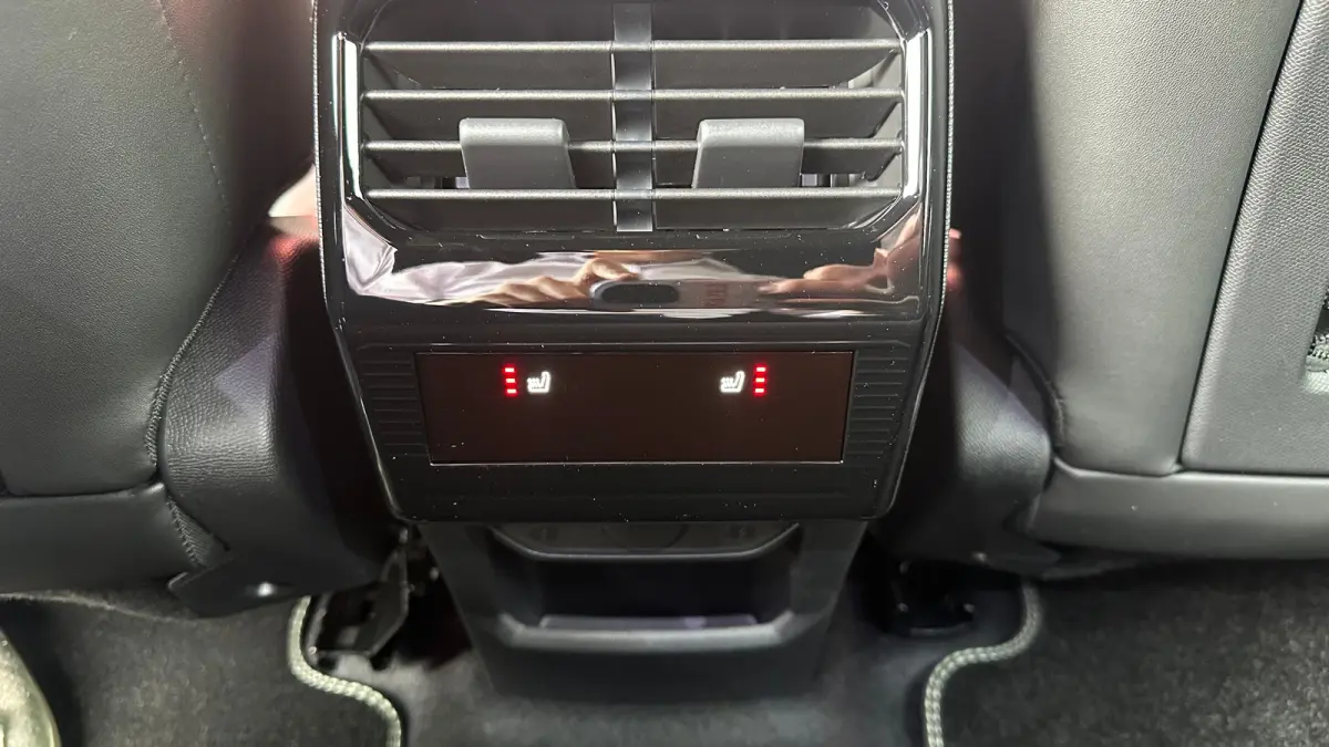 GT Avantage 210 73 kWh | Stoelmassage Voor | Adaptive Cruise Control | Stoelverwarming Voor en Achter | 360° Camera | Elektrische Achterklep | Apple Carplay / Android Auto | | 12V aansluiti