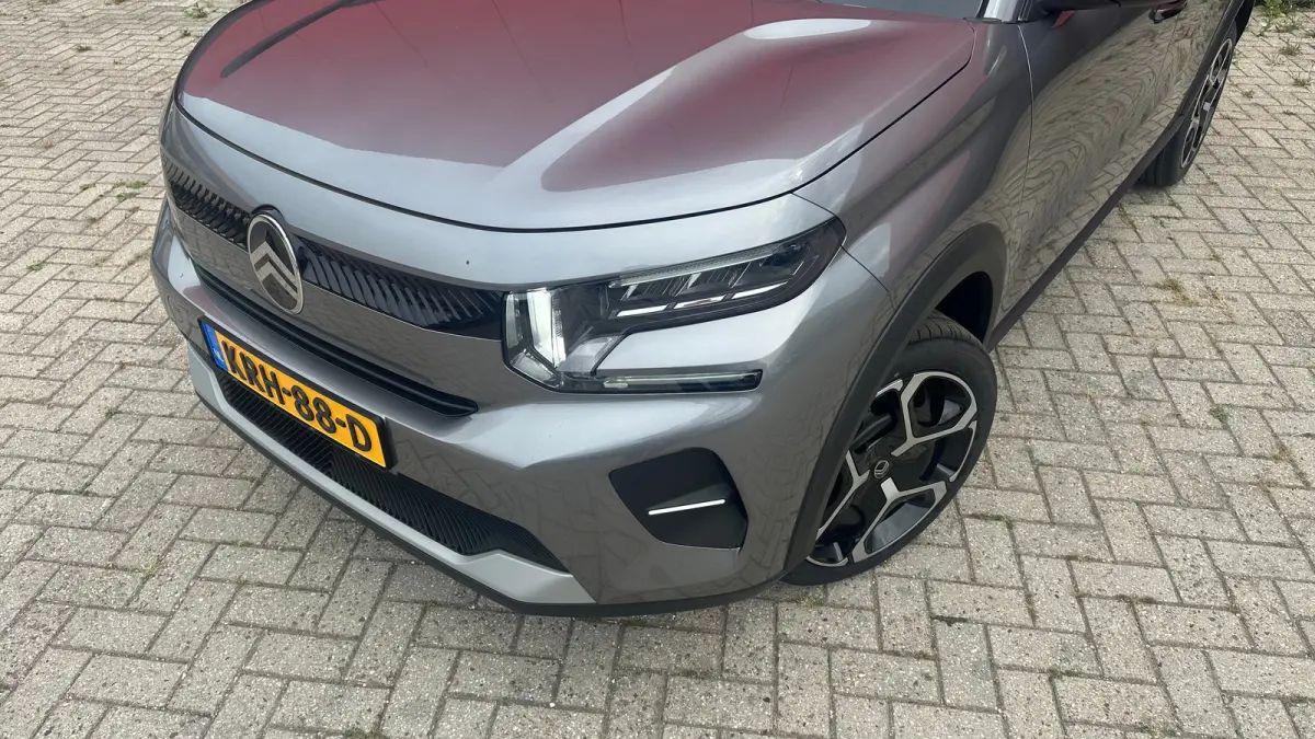 1.2 Hybrid 110pk Plus | Cruise Control | Elektrische Ramen Voor | Parkeersensoren Achter | Apple Carplay / Android Auto | Lane Assist | 'Happy tags' | 10,25" kleuren touchscreen, incl. FM/AM