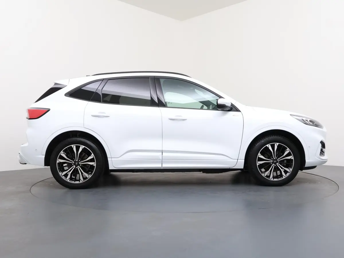 2.5 PHEV ST-Line X | Panoramadak | Stoel-, Stuur- & Voorruitverw. | Head-Up |