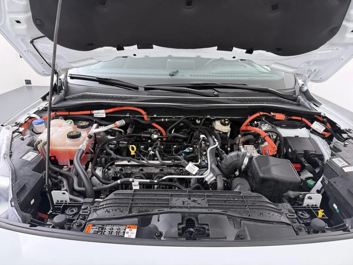 2.5 PHEV ST-Line X | Panoramadak | Stoel-, Stuur- & Voorruitverw. | Head-Up |