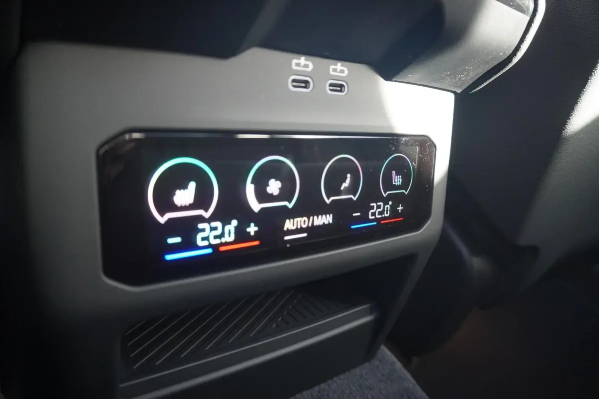 eDrive40 84 kWh M Sportpakket | Comfort Pack | Innovation Pack | M Sportpakket Pro | Travel Pack