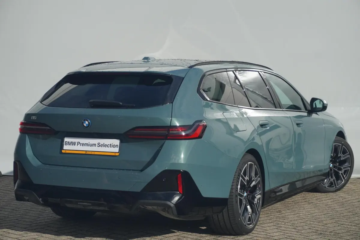 eDrive40 84 kWh M Sportpakket | Comfort Pack | Innovation Pack | M Sportpakket Pro | Travel Pack