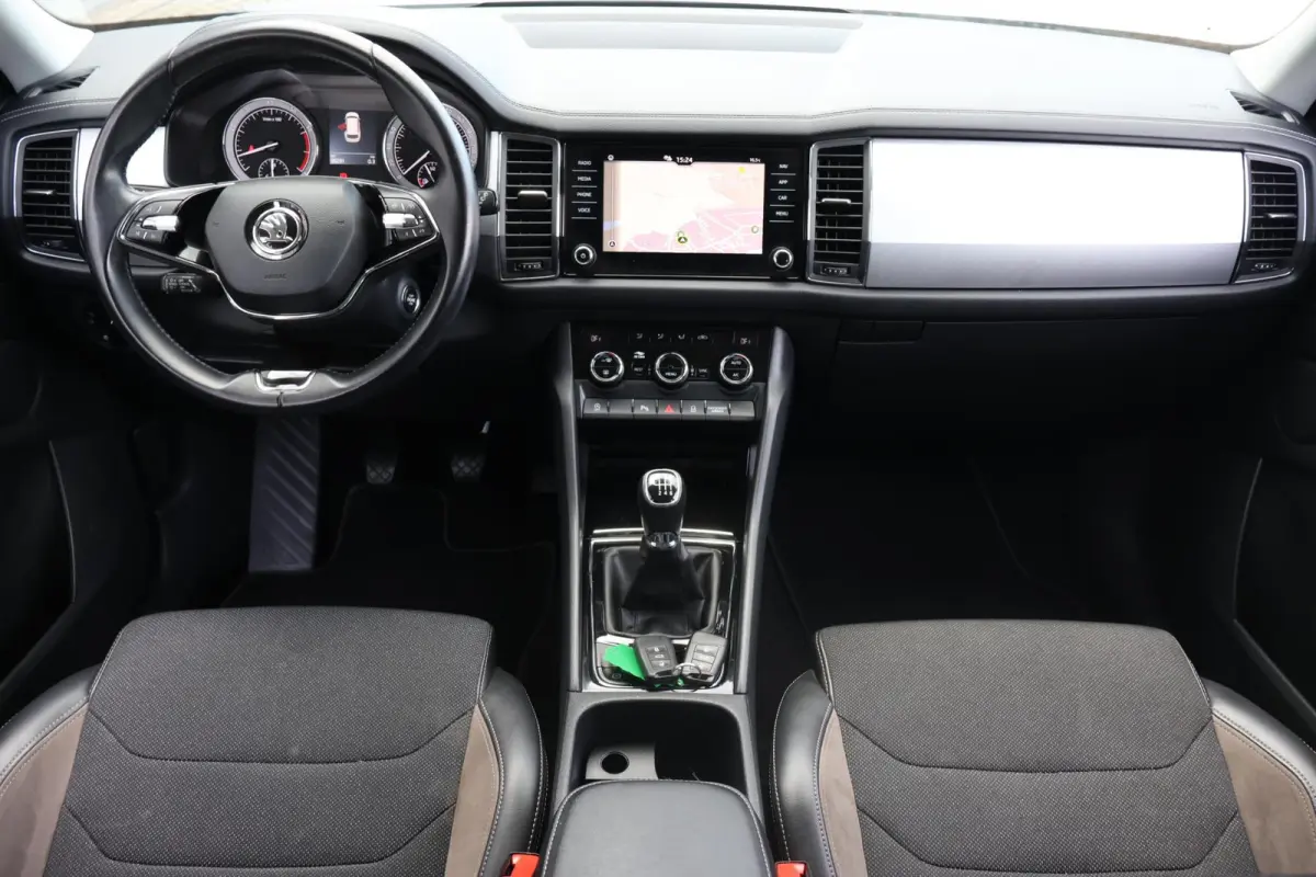 1.5 TSI Business Edition 7p. 1e Eigenaar | Volledig Onderh | NL-Auto | BTW | Camera | Navi | Climate | DAB | Carplay | Keyless | PDC