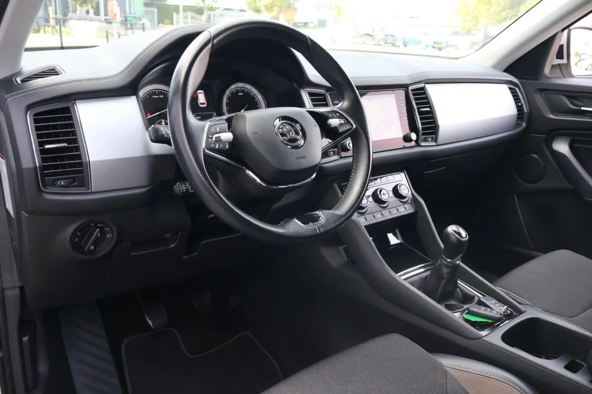 1.5 TSI Business Edition 7p. 1e Eigenaar | Volledig Onderh | NL-Auto | BTW | Camera | Navi | Climate | DAB | Carplay | Keyless | PDC