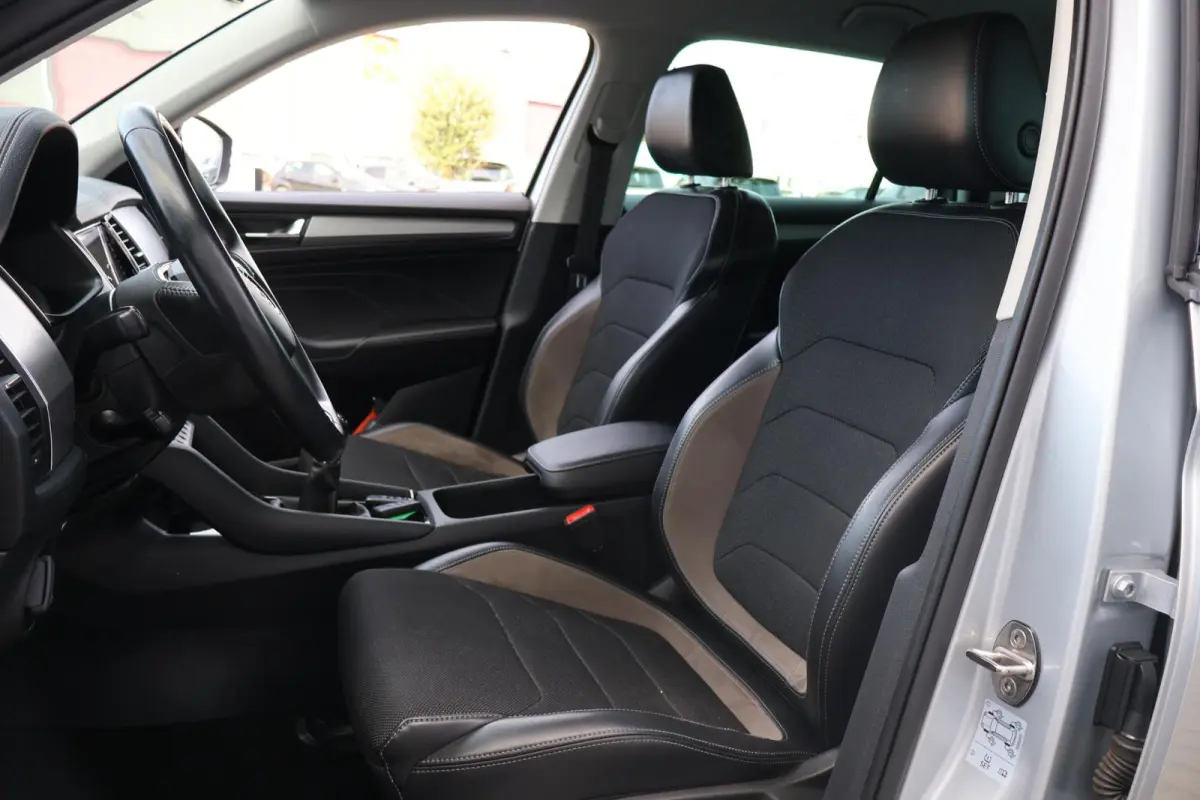 1.5 TSI Business Edition 7p. 1e Eigenaar | Volledig Onderh | NL-Auto | BTW | Camera | Navi | Climate | DAB | Carplay | Keyless | PDC