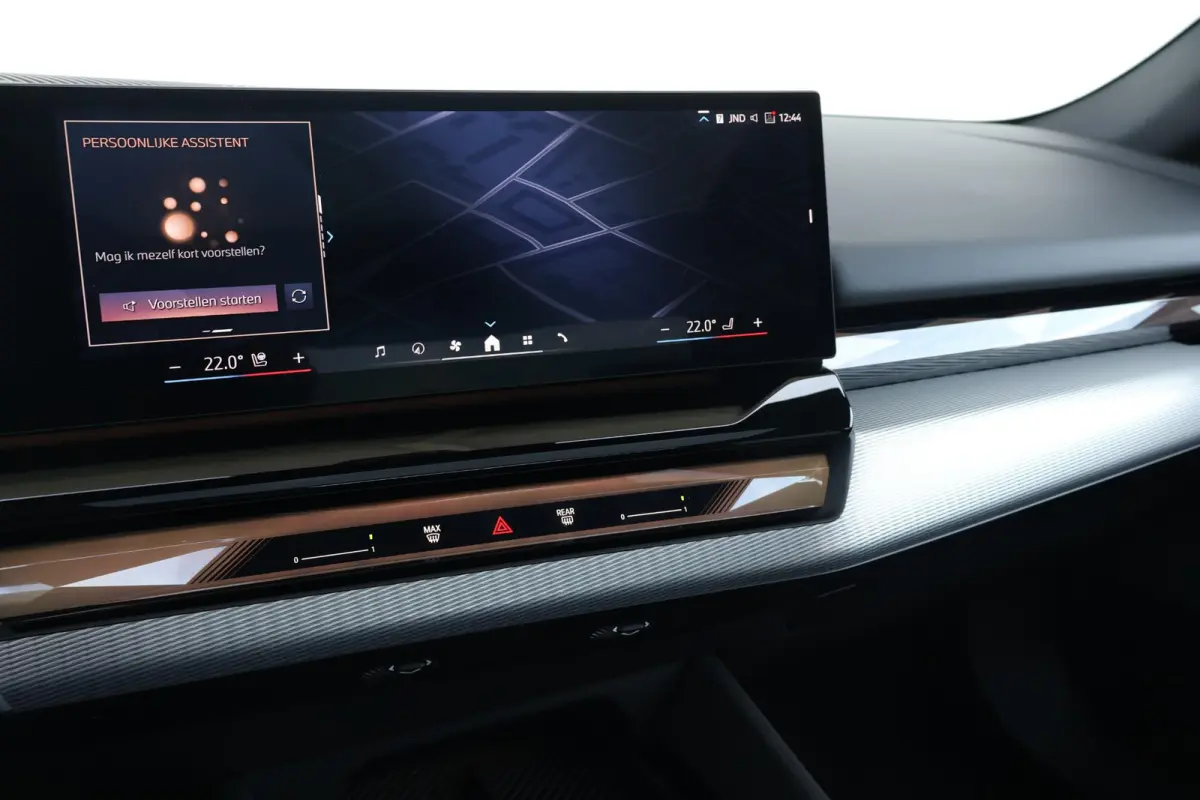 eDrive40 M Sport Edition | M Sport | Travel Pack | Innovation Pack | Panoramadak | Trekhaak