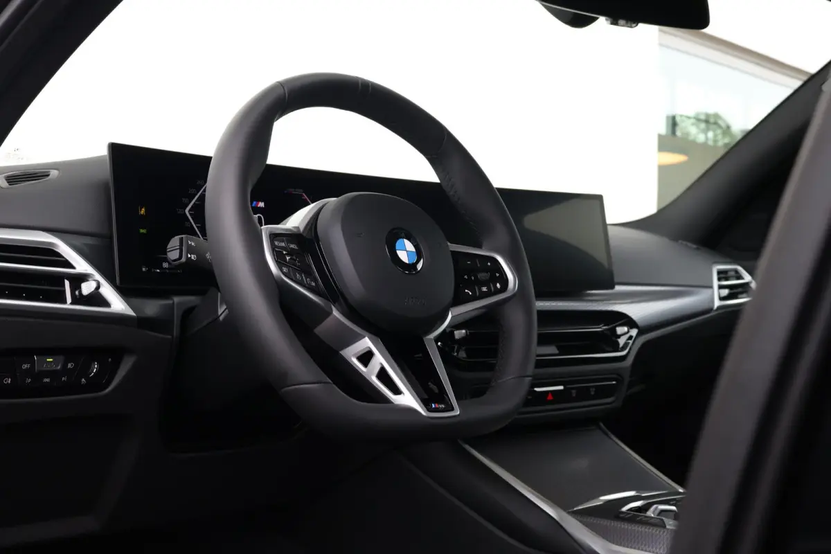 318i | M Sportpakket | Comfort Pack | HiFi Systeem | Comfort Access