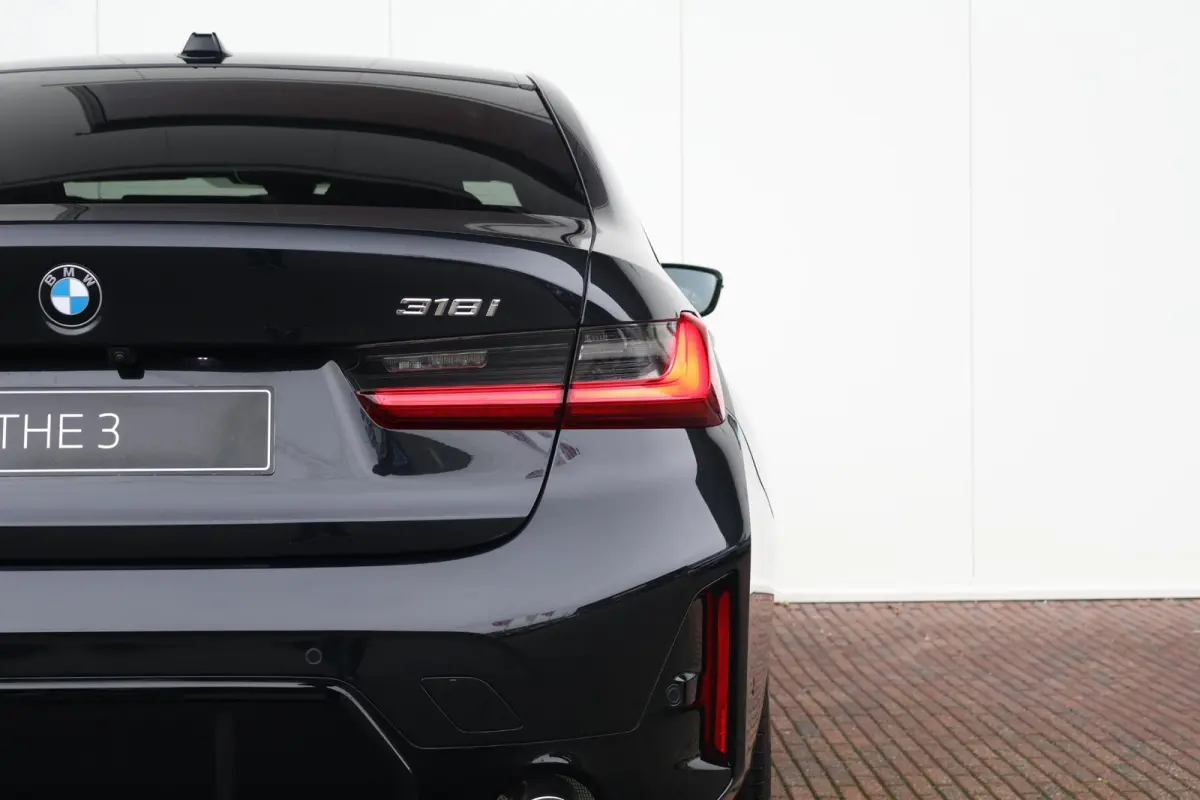 318i | M Sportpakket | Comfort Pack | HiFi Systeem | Comfort Access