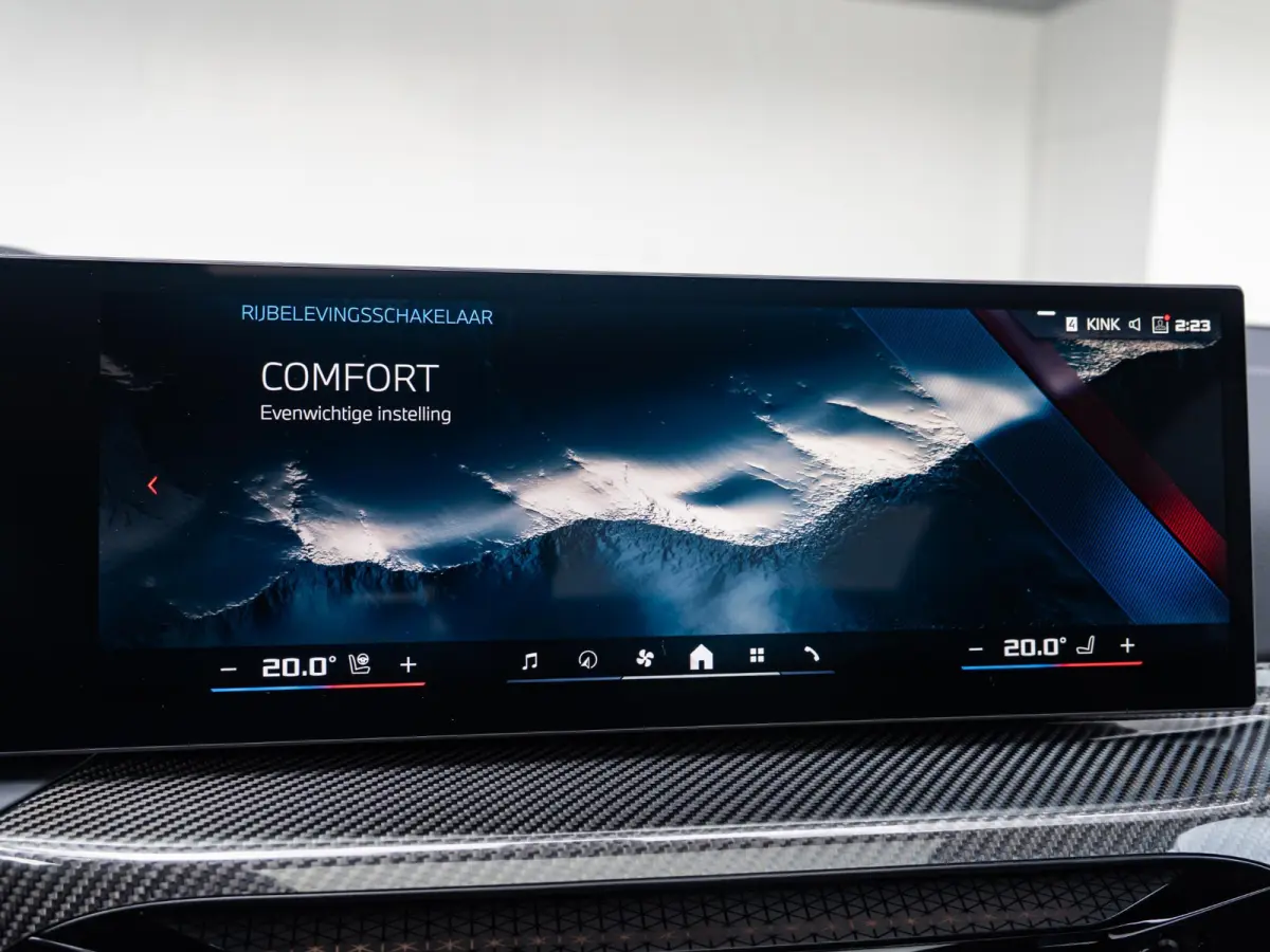 M340i xDrive High Executive | M Sportpakket Pro | Comfort Pack | Harman Kardon | Elektrisch glazen Schuif-/kanteldak