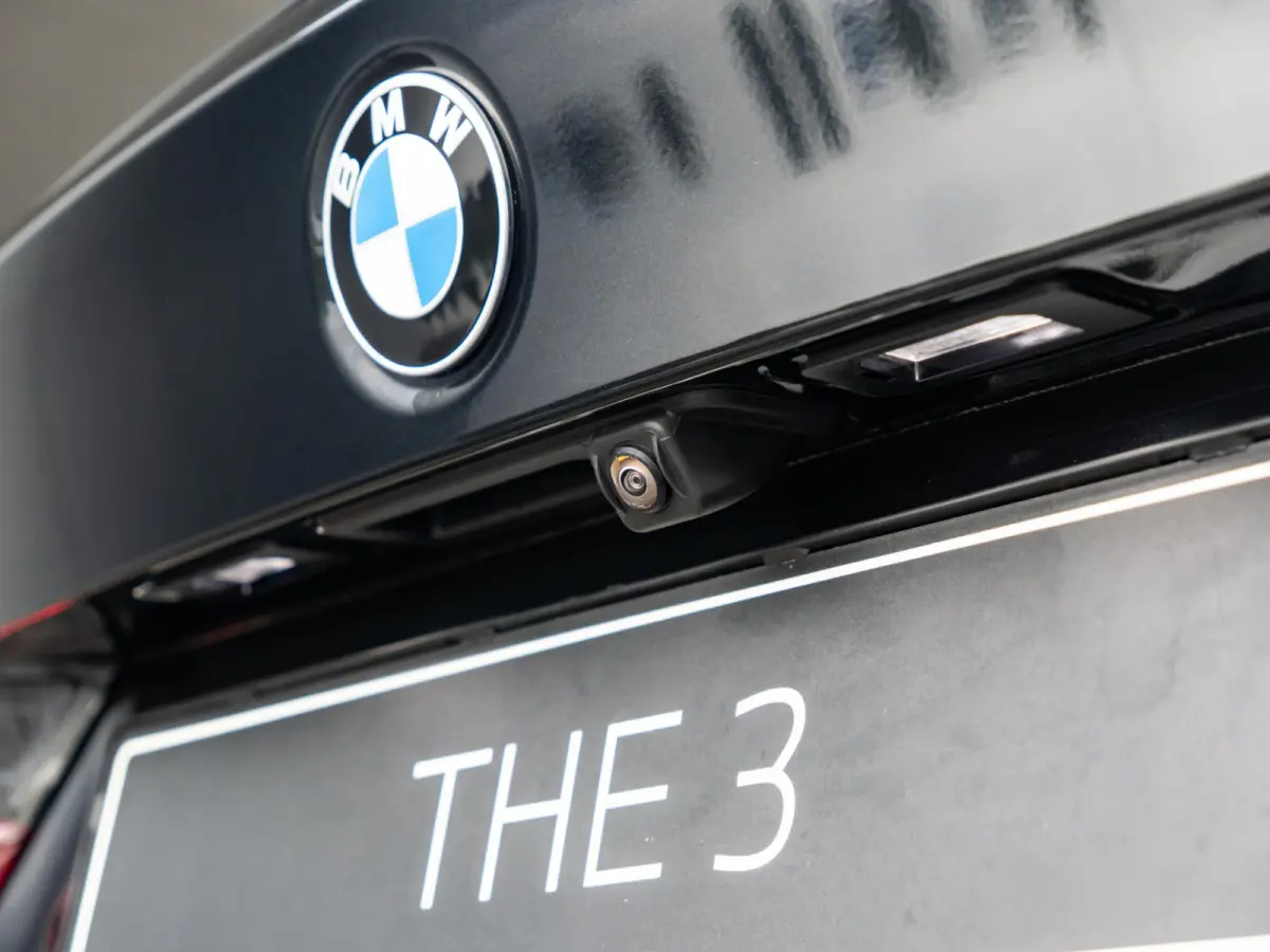 M340i xDrive High Executive | M Sportpakket Pro | Comfort Pack | Harman Kardon | Elektrisch glazen Schuif-/kanteldak