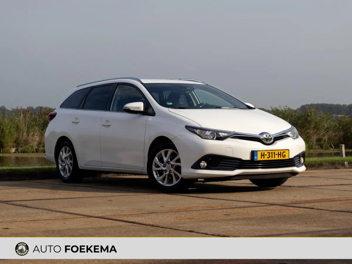 1.2T Active Navi Stoelverwarming Trekhaak