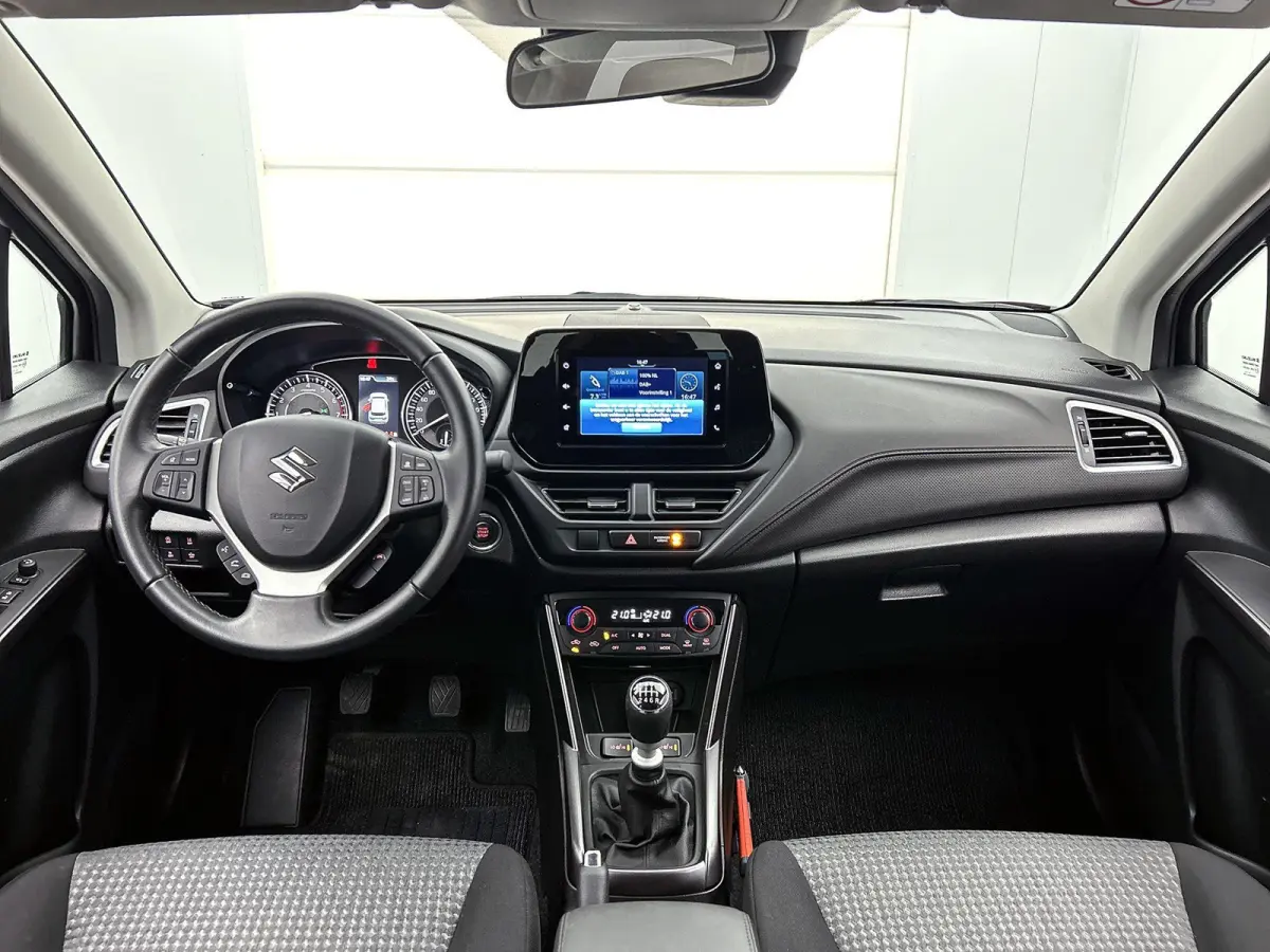 1.4 Boosterjet Select Smart Hybrid | TREKHAAK | CLIMATE CONTROL | ACHTERUITRIJCAMERA | STOELVERWARMING