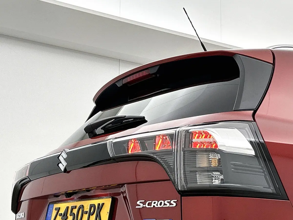 1.4 Boosterjet Select Smart Hybrid | TREKHAAK | CLIMATE CONTROL | ACHTERUITRIJCAMERA | STOELVERWARMING