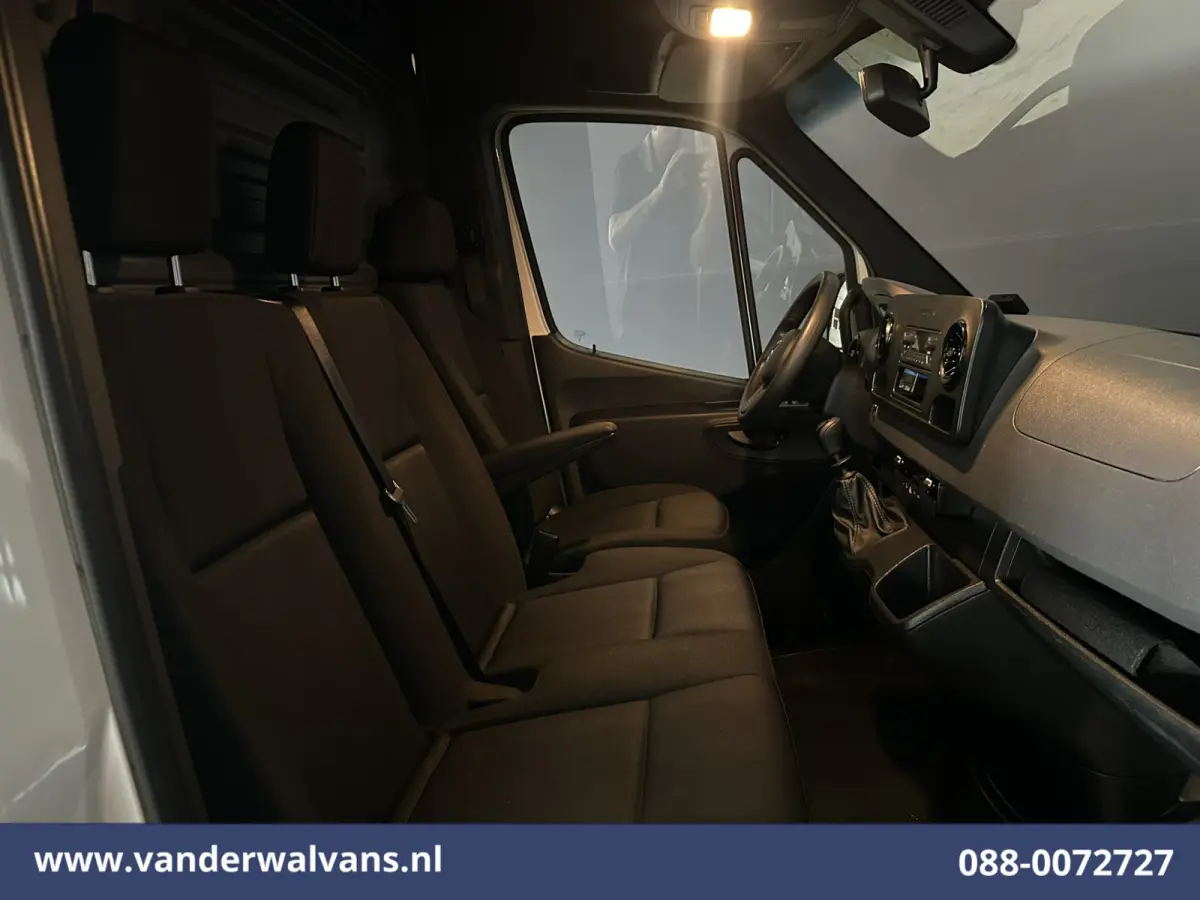 211 CDI 115pk L2H2 Euro6 Airco | Camera | Trekhaak | Bijrijdersbank Bluetooth Telefoonvoorbereiding