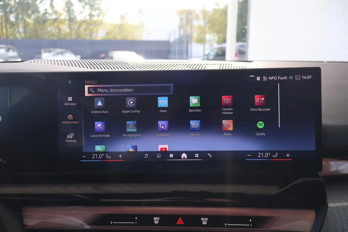eDrive40 | M Sportpakket Pro | Panoramadak | Harman Kardon | Driving Assistant Professional | Head-Up Display