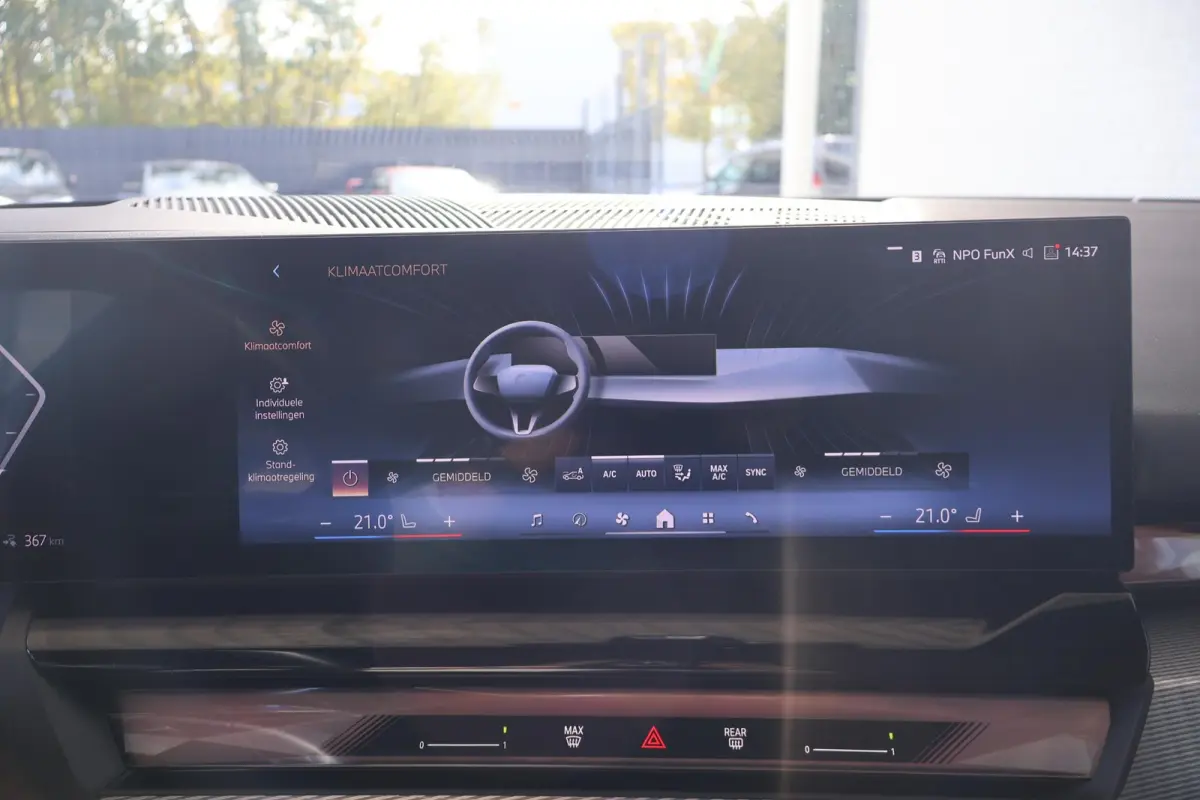 eDrive40 | M Sportpakket Pro | Panoramadak | Harman Kardon | Driving Assistant Professional | Head-Up Display