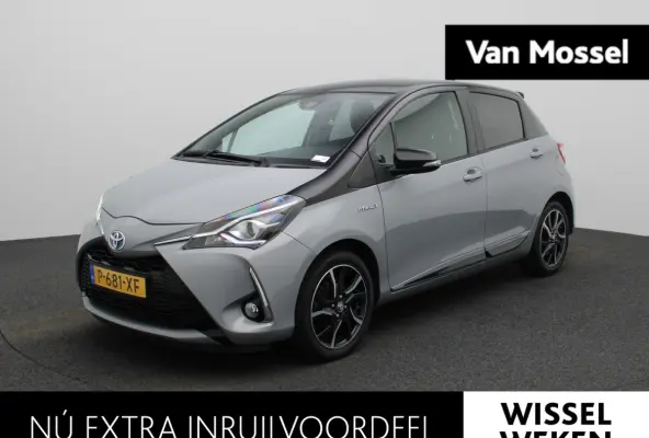 1.5 Hybrid Design Red | Automaat | Achteruitrijcamera | Climate Control |